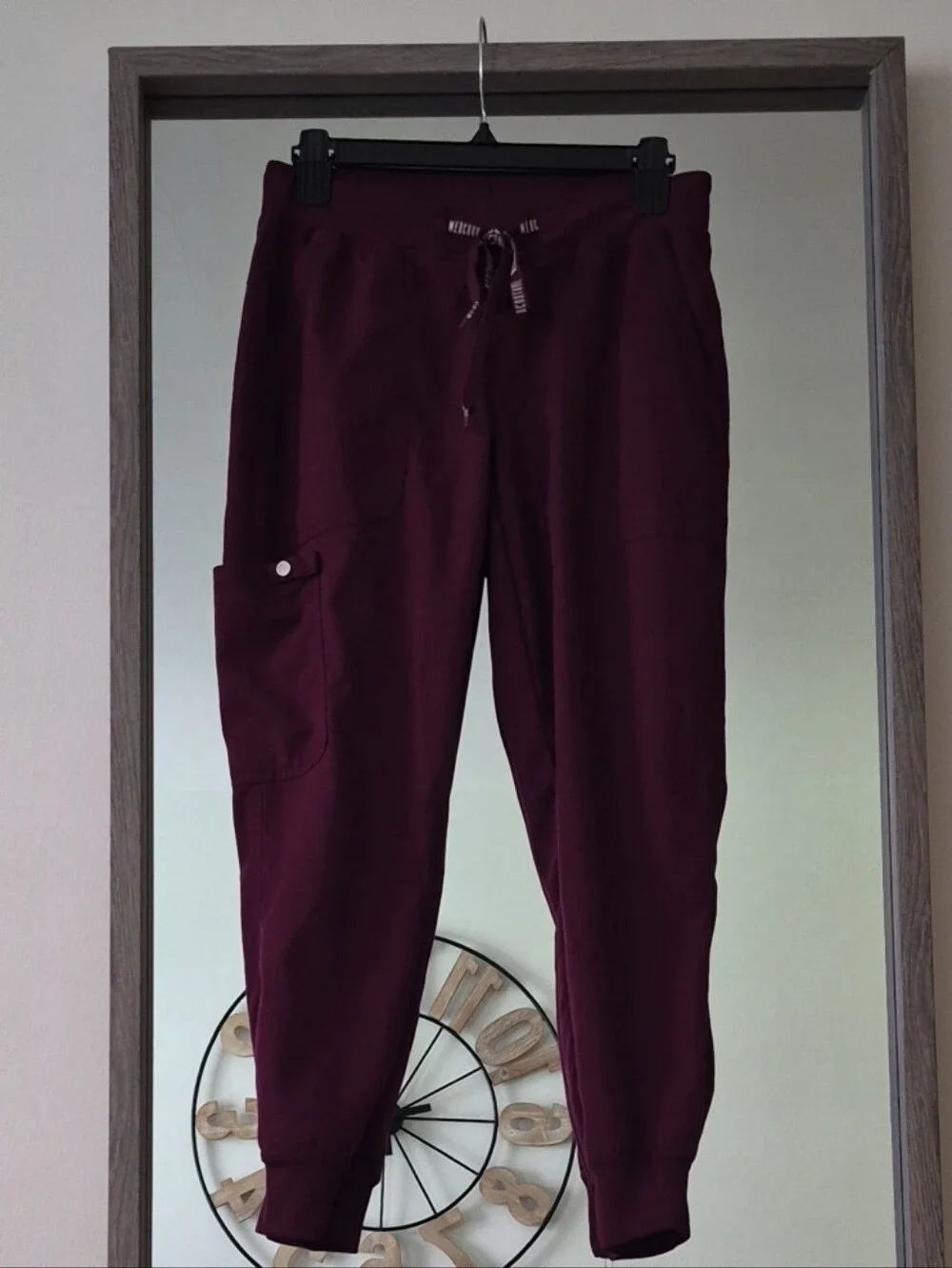 Women's Med Couture Jogger Scrub Pants - SPetite
